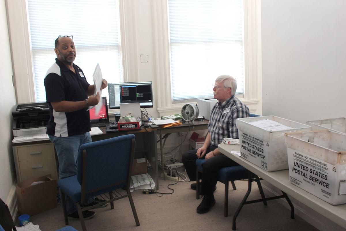 Aric Thompson Photo 1